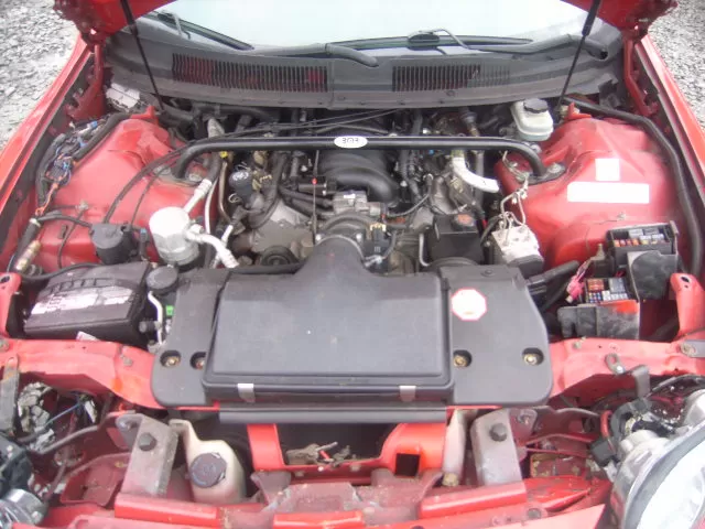 Venta de motores y refacciones Chevrolet camaro 1999.